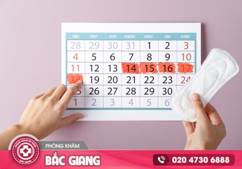 Những nguy hiểm tiềm ẩn khi trễ kinh ra huyết trắng